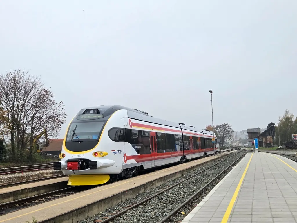 Novi električni vlak Čakovec Varaždin (5)