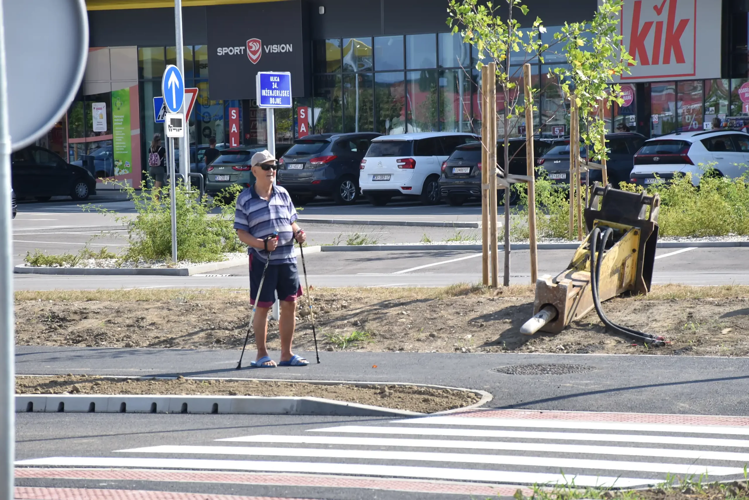 Novi kružni tok kod Lidla u Čakovcu (2) Novi kružni tok kod Lidla u Čakovcu (2)