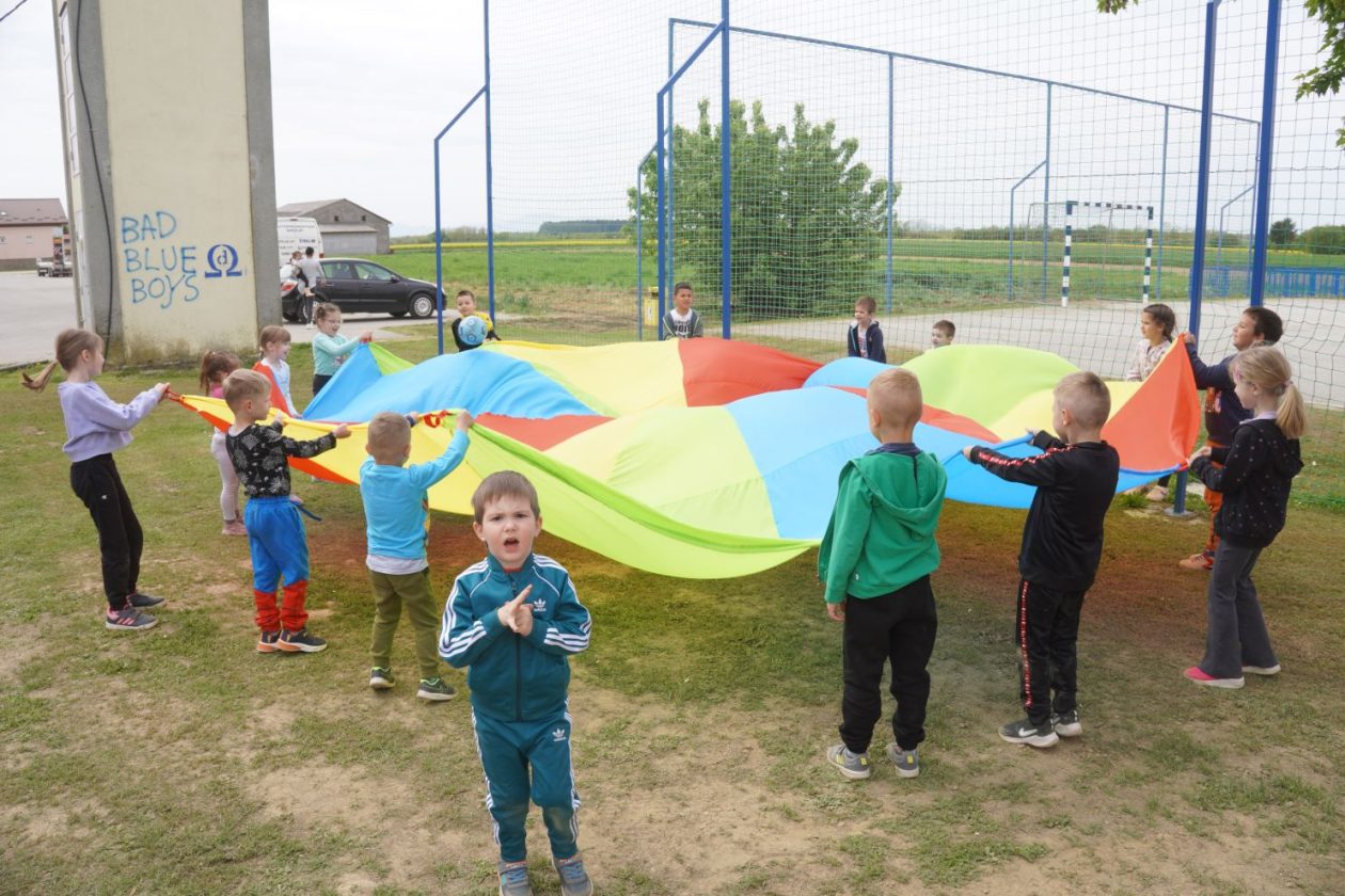 Novo Selo Rok dječje igralište (11)