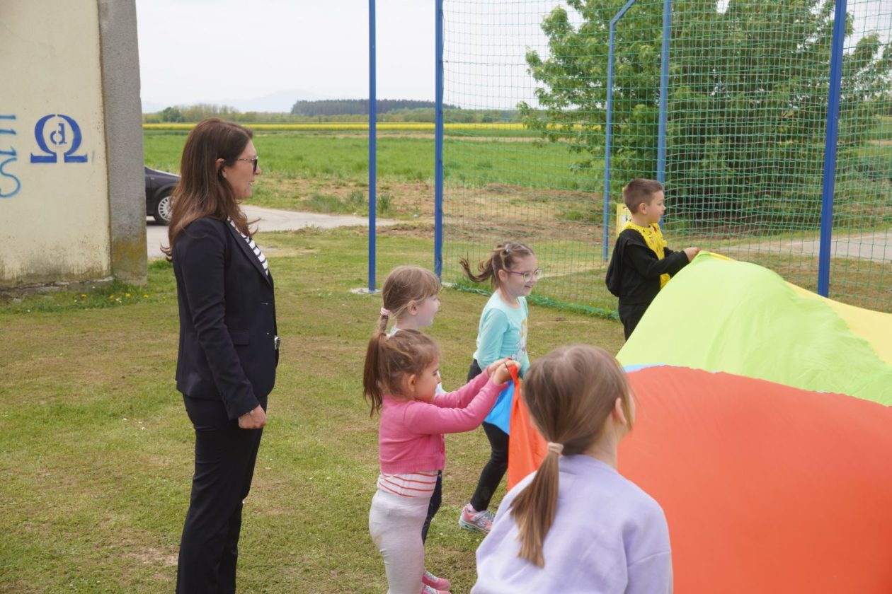 Novo Selo Rok dječje igralište (12)