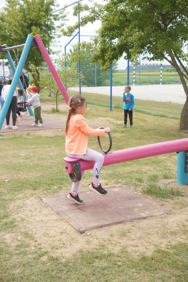 Novo Selo Rok dječje igralište (6)