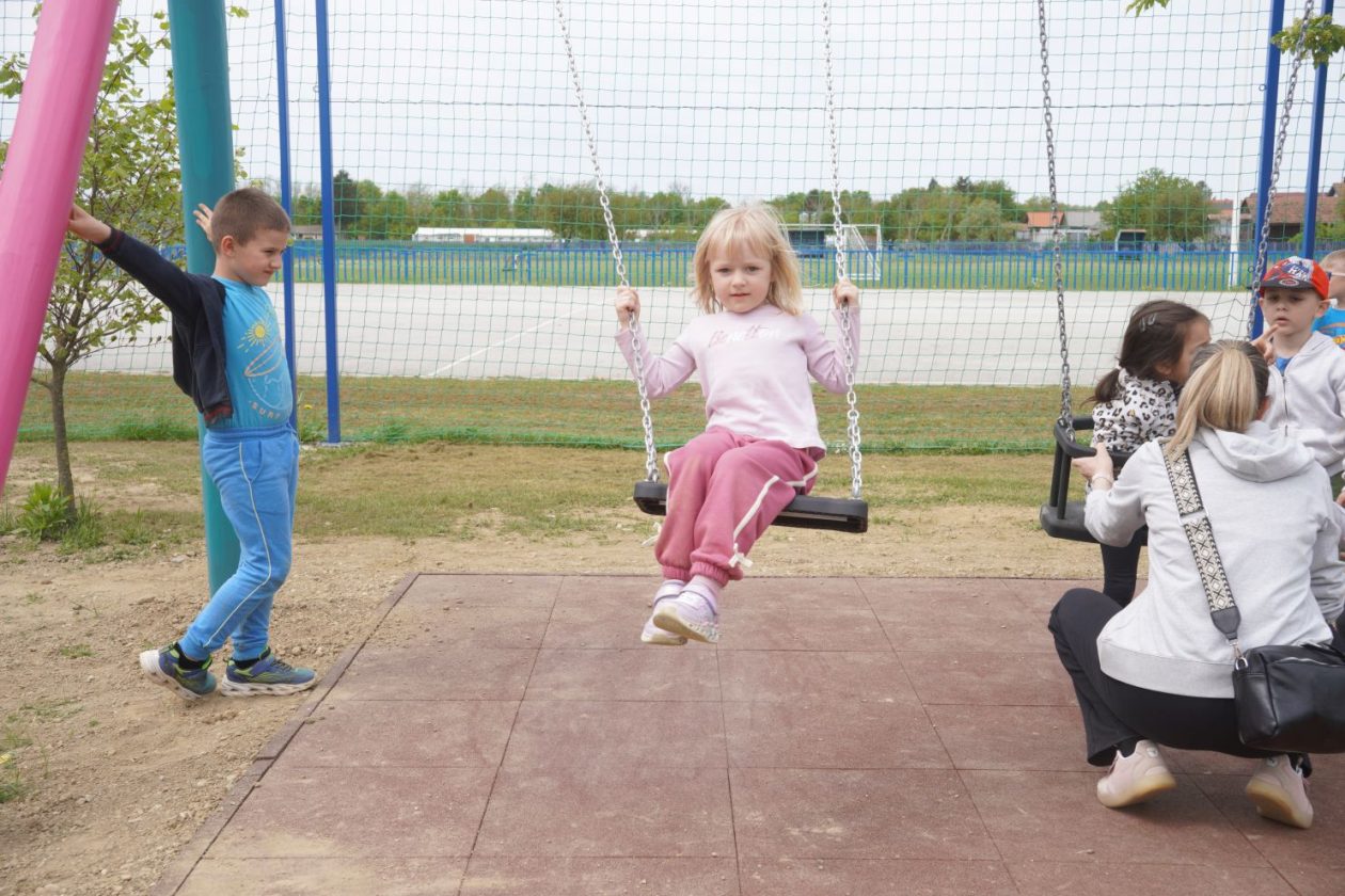 Novo Selo Rok dječje igralište (7)