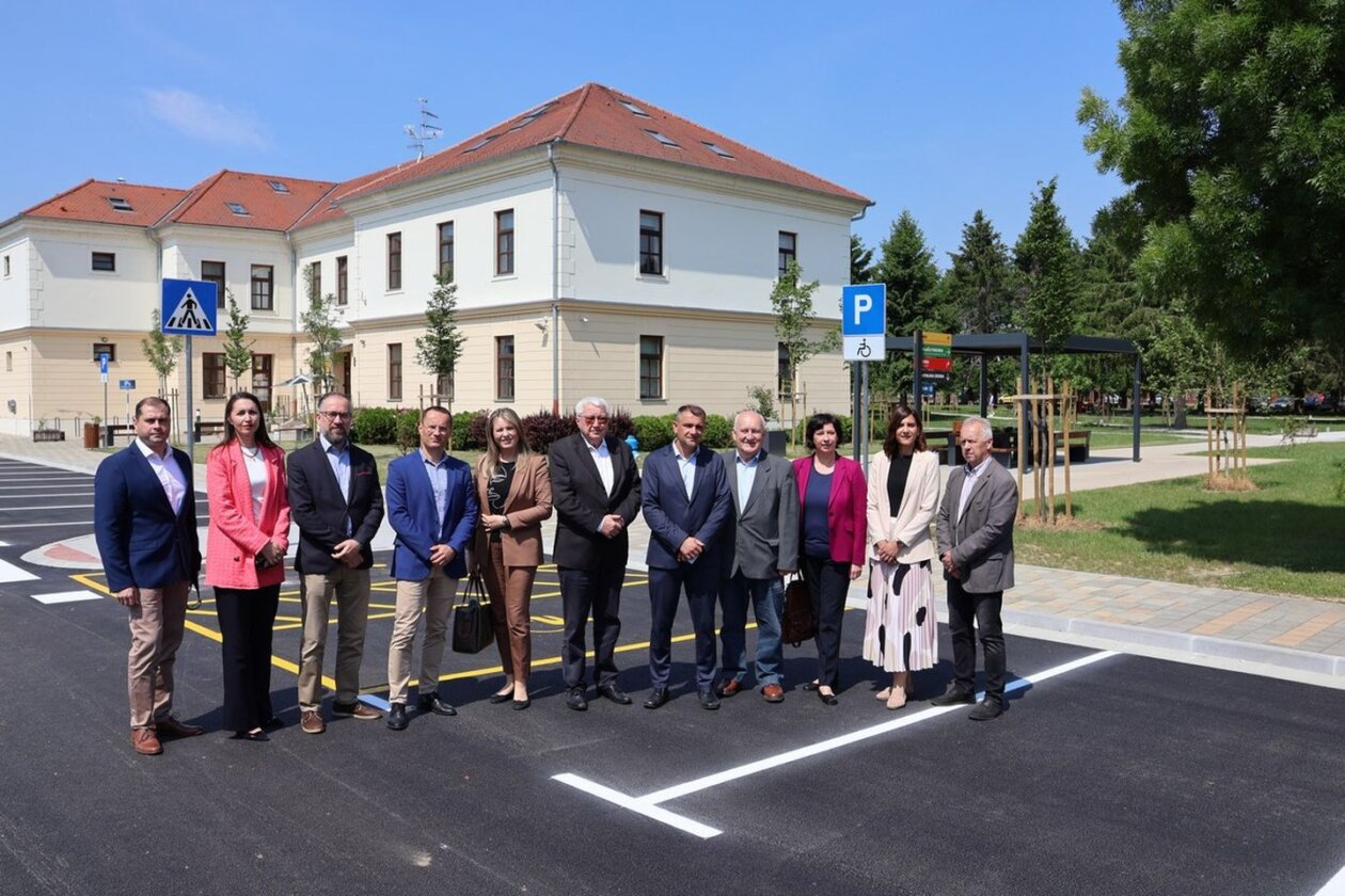 Novo lice Centra znanja – uređene prometnice, park i signalizacija (10) Novo lice Centra znanja – uređene prometnice, park i signalizacija (12)