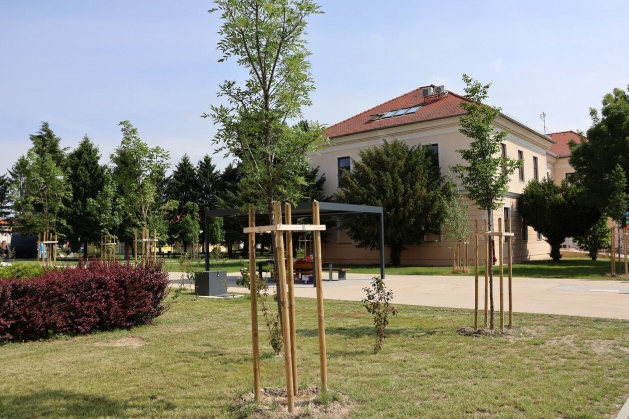 Novo lice Centra znanja – uređene prometnice, park i signalizacija (4) Novo lice Centra znanja – uređene prometnice, park i signalizacija (12)