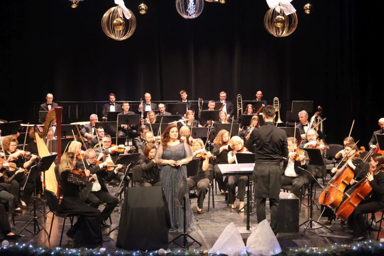 Novogodišnji koncert HRT CZK Čakovec 2025 (9) Novogodišnji koncert HRT CZK Čakovec 2025 (9)