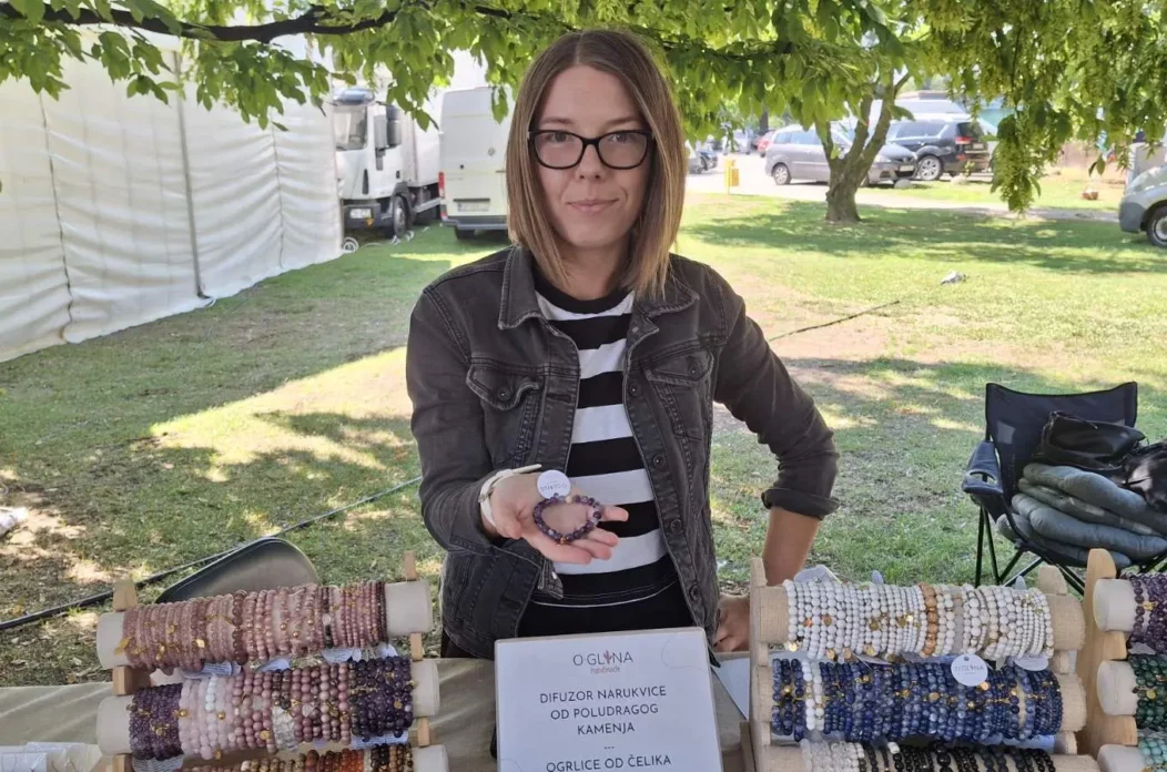 O glina handmade poklanjalica Porcijunkulovo 2025 (1)