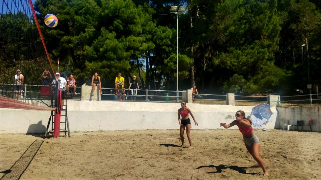 ODBOJKA Čakovečke kadetkinje osvojile 5. mjesto na PH u Puli (6)