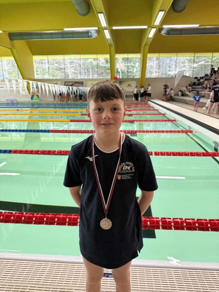 ODLIČNI REZULTATI Čakovečki plivači briljirali u Sloveniji osvojena čak 61 medalja (18)