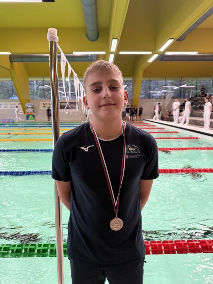ODLIČNI REZULTATI Čakovečki plivači briljirali u Sloveniji osvojena čak 61 medalja (22)
