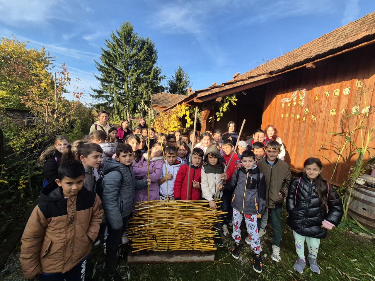 OKRUGLI VRH Mališani OŠ Kuršanec upoznali Pozoja i učili o eko proizvodnji (1)