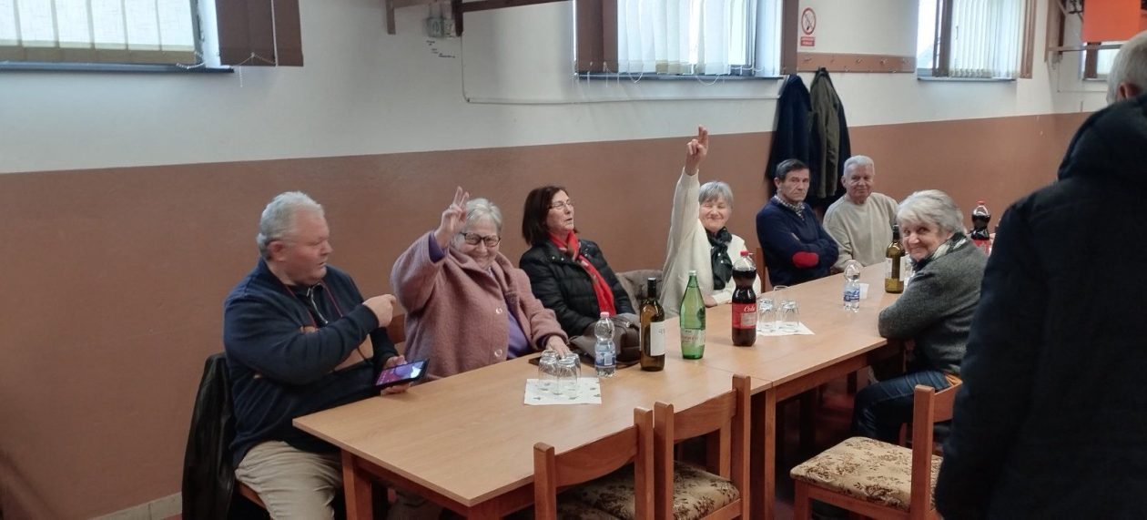 OLDTIMER KLUB MEĐIMURJE ČAKOVEC Na Štefanje održano tradicionalno završno godišnje druženje u Zasadbregu (7) OLDTIMER KLUB MEĐIMURJE ČAKOVEC Na Štefanje održano tradicionalno završno godišnje druženje u Zasadbregu (7)