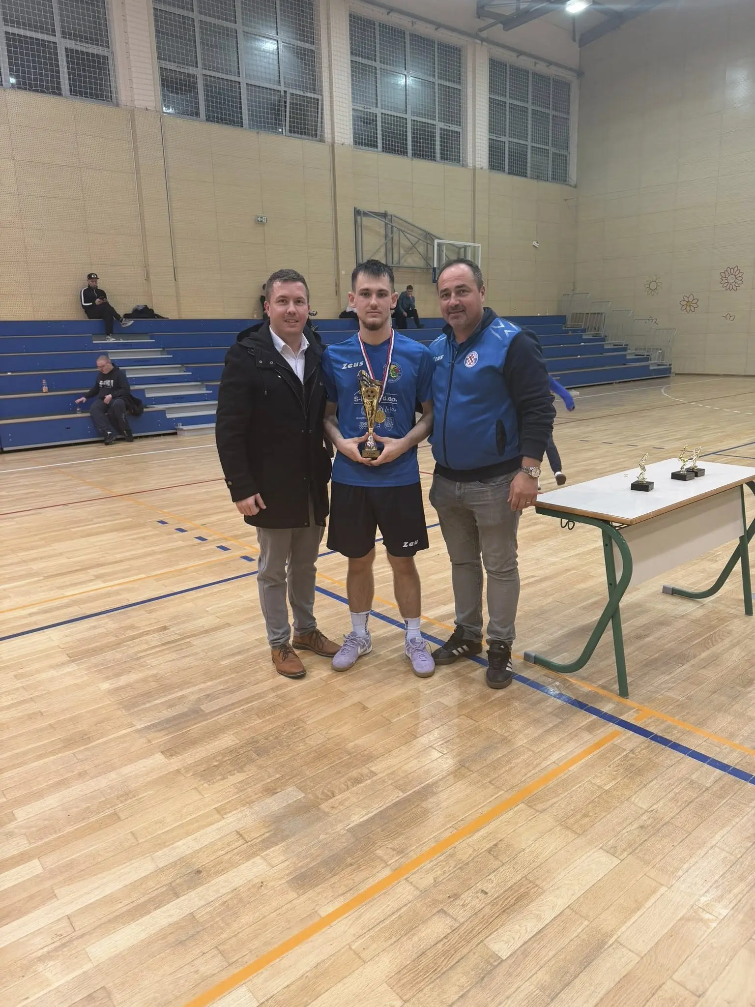 OPĆINA PODTUREN NOGOMETAŠI 13 (7)