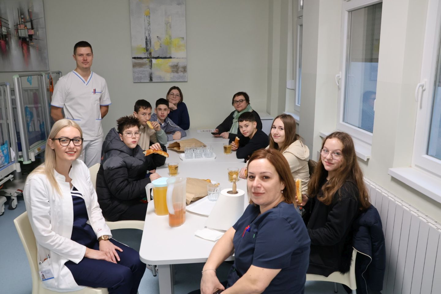 OŠ DONJI KRALJEVEC Učenici i roditelji prikupili plišance za djecu na dječjoj kirurgiji (15)