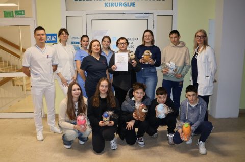 OŠ DONJI KRALJEVEC Učenici i roditelji prikupili plišance za djecu na dječjoj kirurgiji (16)