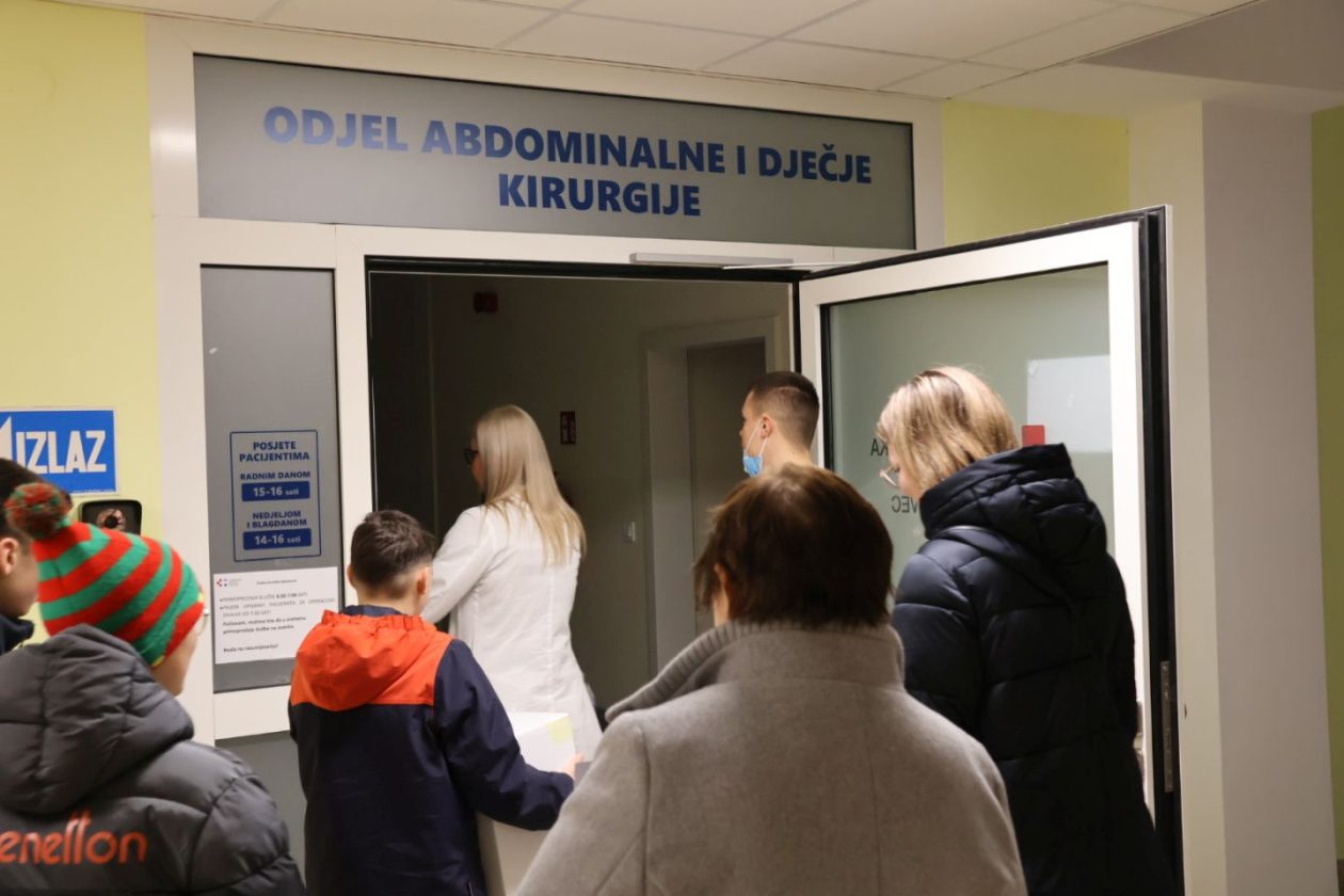 OŠ DONJI KRALJEVEC Učenici i roditelji prikupili plišance za djecu na dječjoj kirurgiji (6)