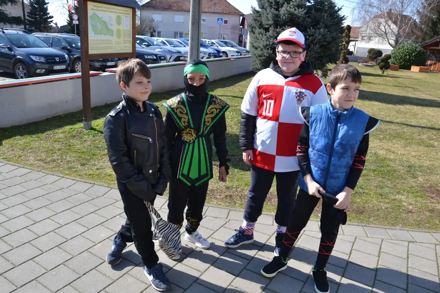 OŠ Domašinec povorka, maškare 2025 (33) OŠ Domašinec povorka, maškare 2025 (33)