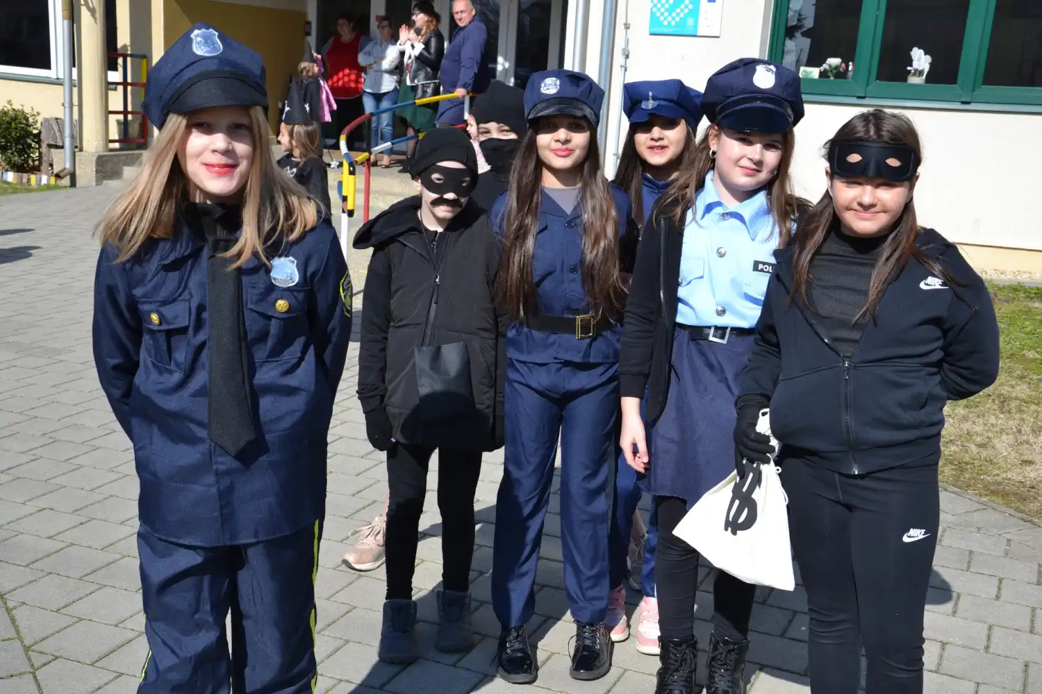 OŠ Domašinec povorka, maškare 2025 (41) OŠ Domašinec povorka, maškare 2025 (41)