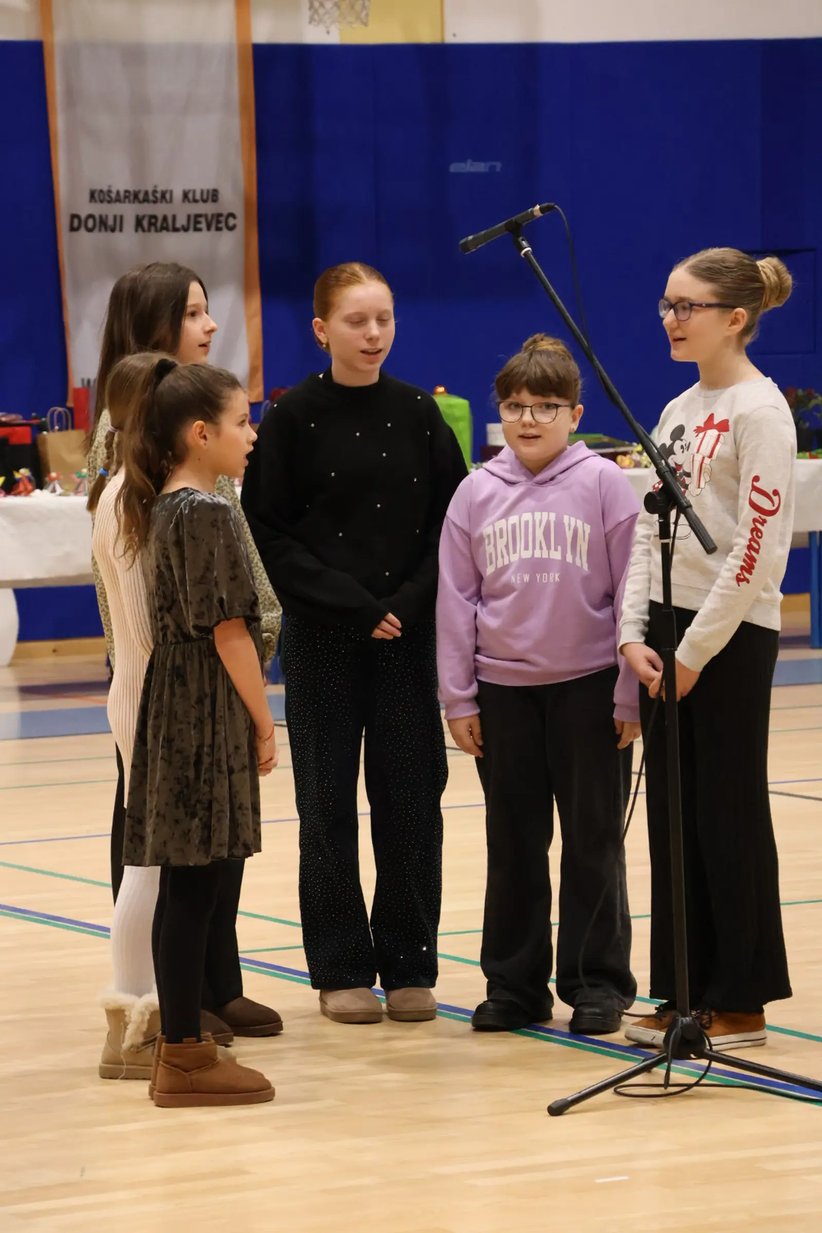 OŠ Donji Kraljevec, božićni sajam, božić, priredba (111) OŠ Donji Kraljevec, božićni sajam, božić, priredba (111)