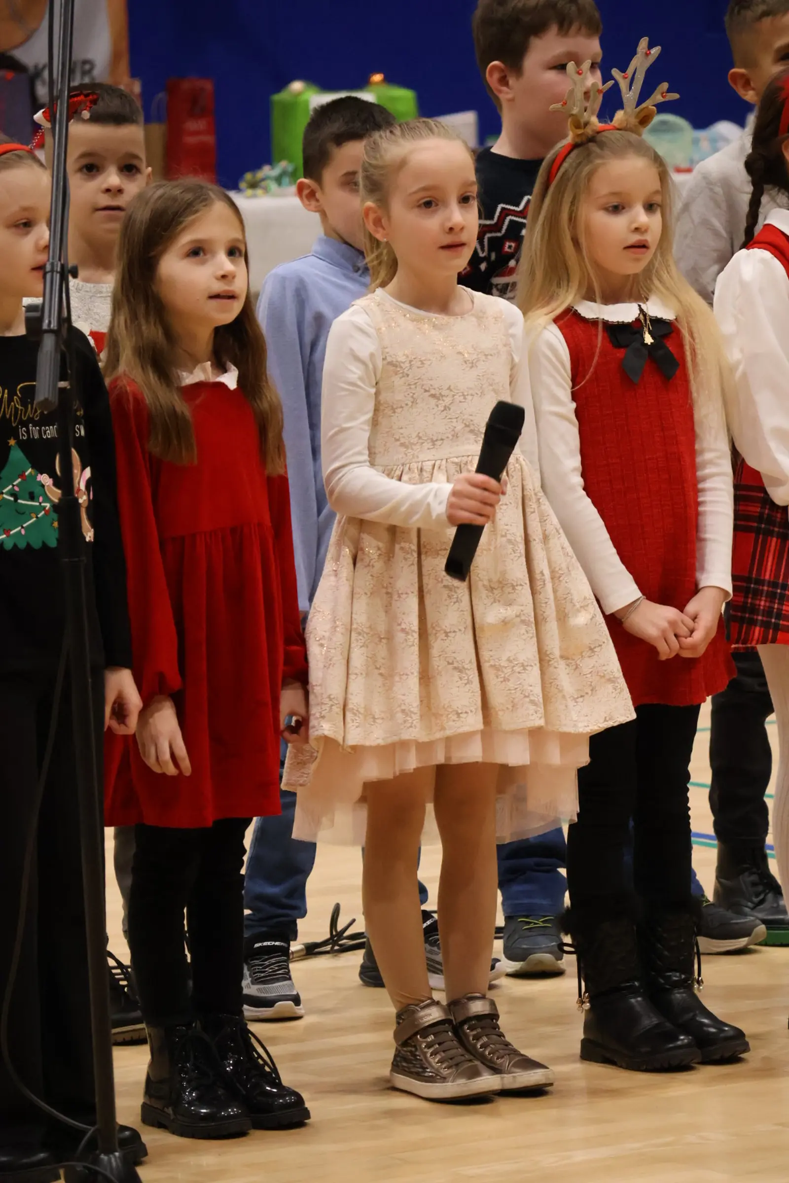 OŠ Donji Kraljevec, božićni sajam, božić, priredba (120) OŠ Donji Kraljevec, božićni sajam, božić, priredba (120)
