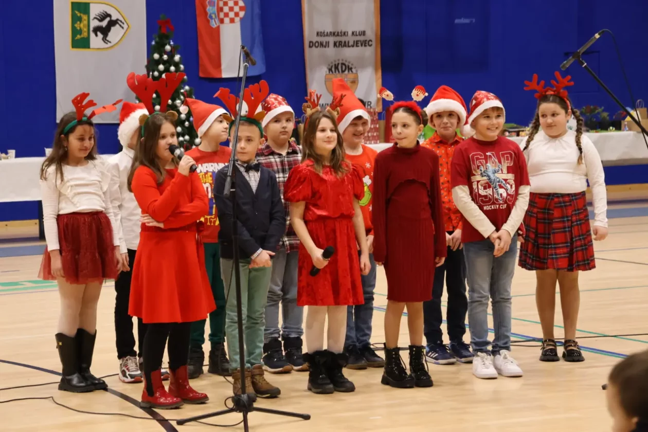 OŠ Donji Kraljevec, božićni sajam, božić, priredba (121)