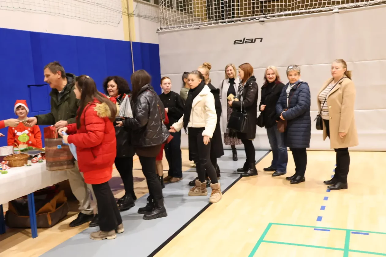 OŠ Donji Kraljevec, božićni sajam, božić, priredba (59)