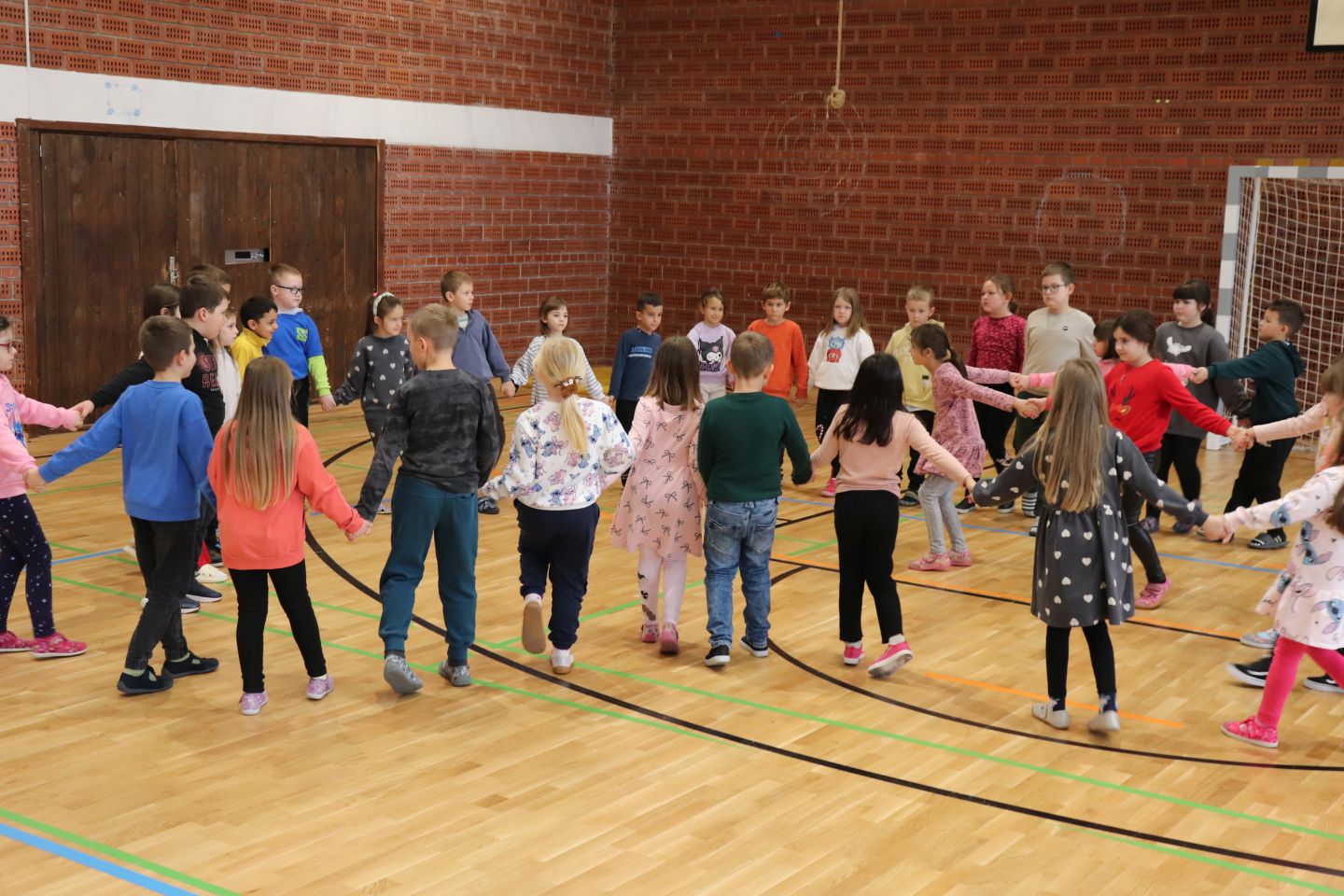 OŠ HODOŠAN Učenici obilježili Mjesec međimurske popevke (22) OŠ HODOŠAN Učenici obilježili Mjesec međimurske popevke (22)