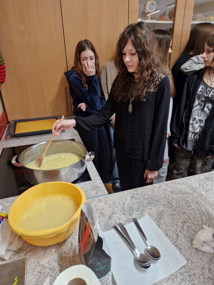 OŠ HODOŠAN Učenici obilježili Mjesec međimurske popevke (24) OŠ HODOŠAN Učenici obilježili Mjesec međimurske popevke (24)