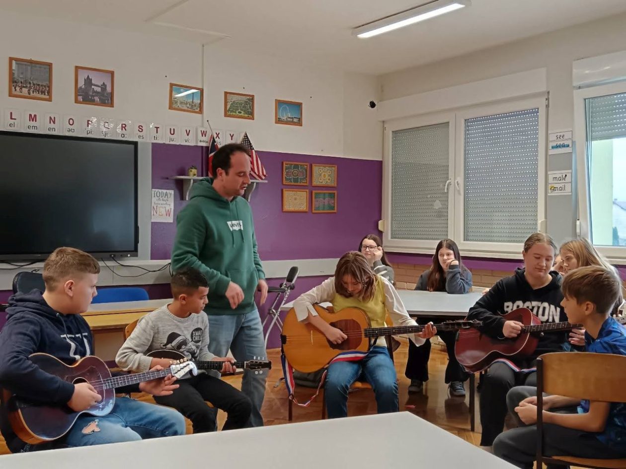 OŠ HODOŠAN Učenici obilježili Mjesec međimurske popevke (3)