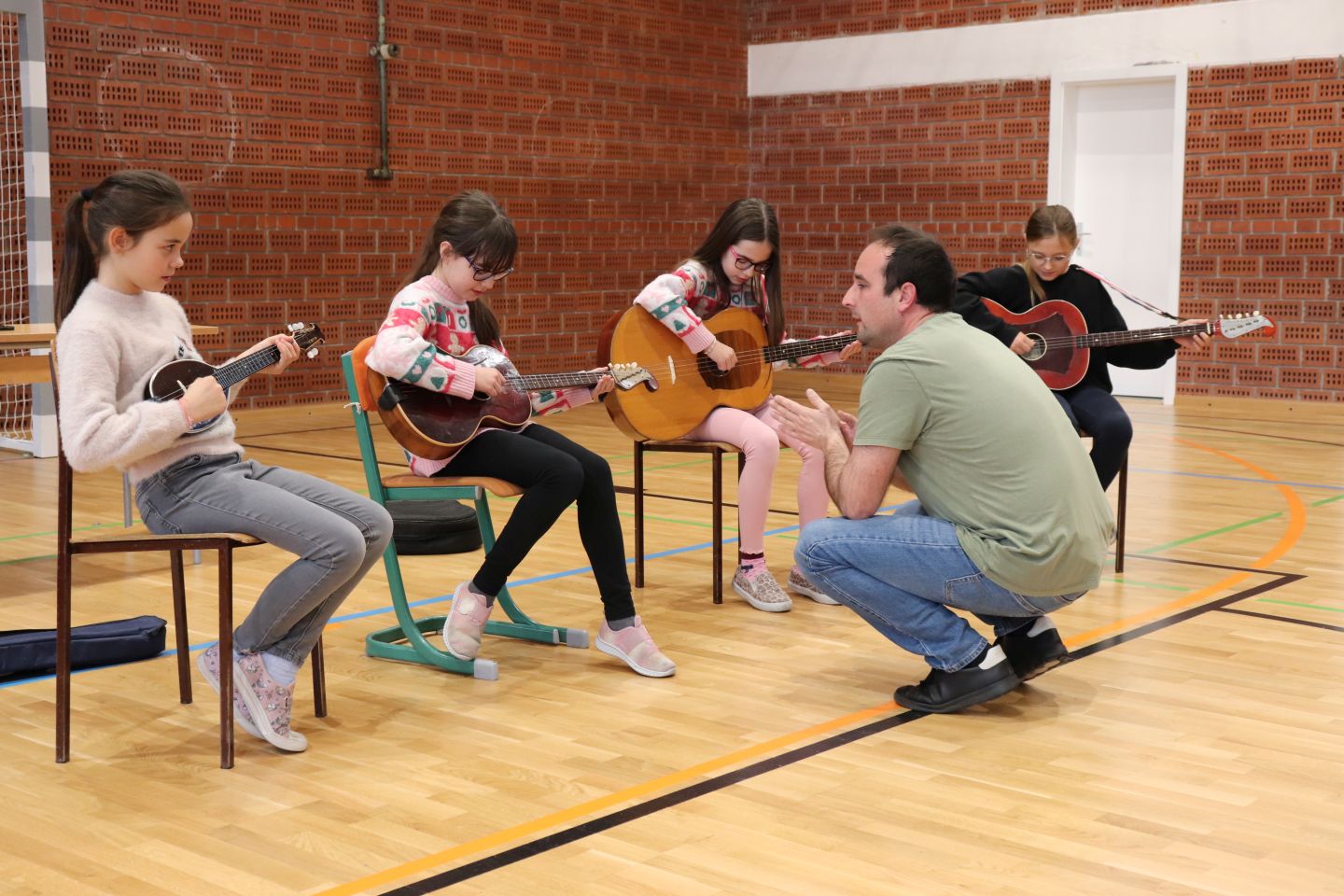 OŠ HODOŠAN Učenici obilježili Mjesec međimurske popevke (36) OŠ HODOŠAN Učenici obilježili Mjesec međimurske popevke (36)