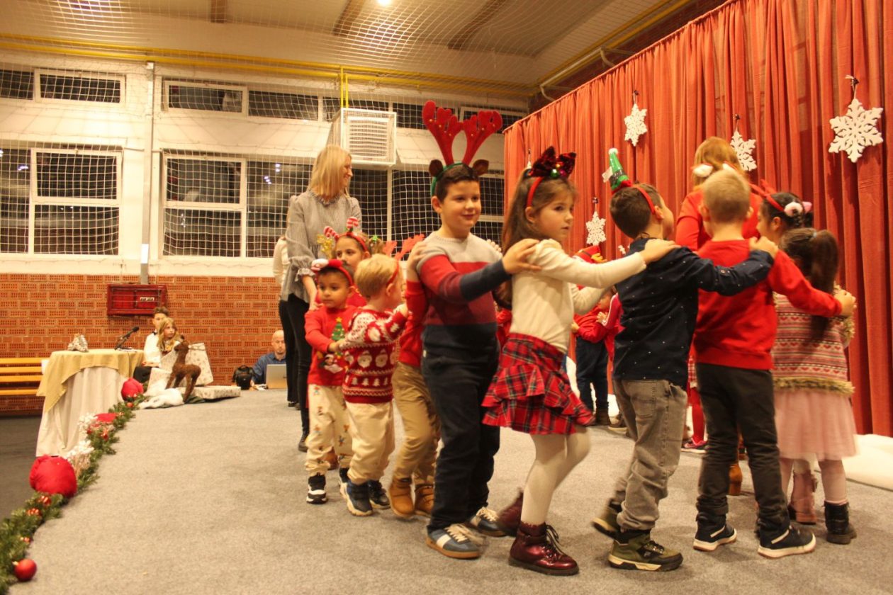 OŠ Hodošan advent 2025 (13) OŠ Hodošan advent 2025 (13)