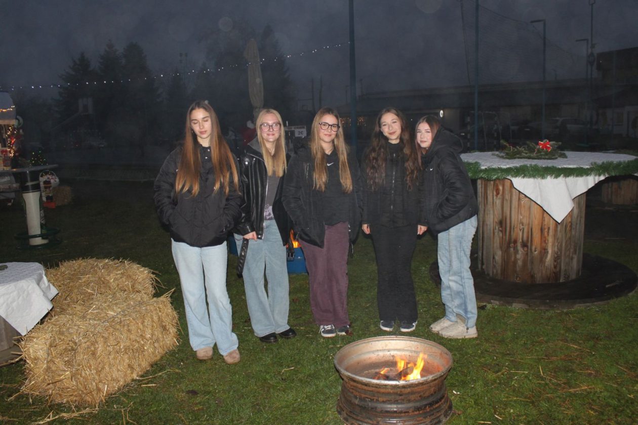 OŠ Hodošan advent 2025 (40) OŠ Hodošan advent 2025 (40)