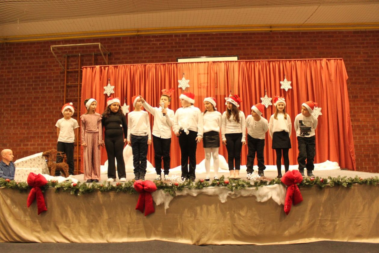 OŠ Hodošan advent 2025 (80) OŠ Hodošan advent 2025 (80)