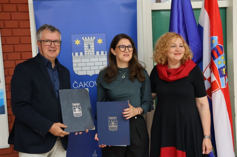 OŠ Ivanovec potpisivanje (9) OŠ Ivanovec potpisivanje (9)