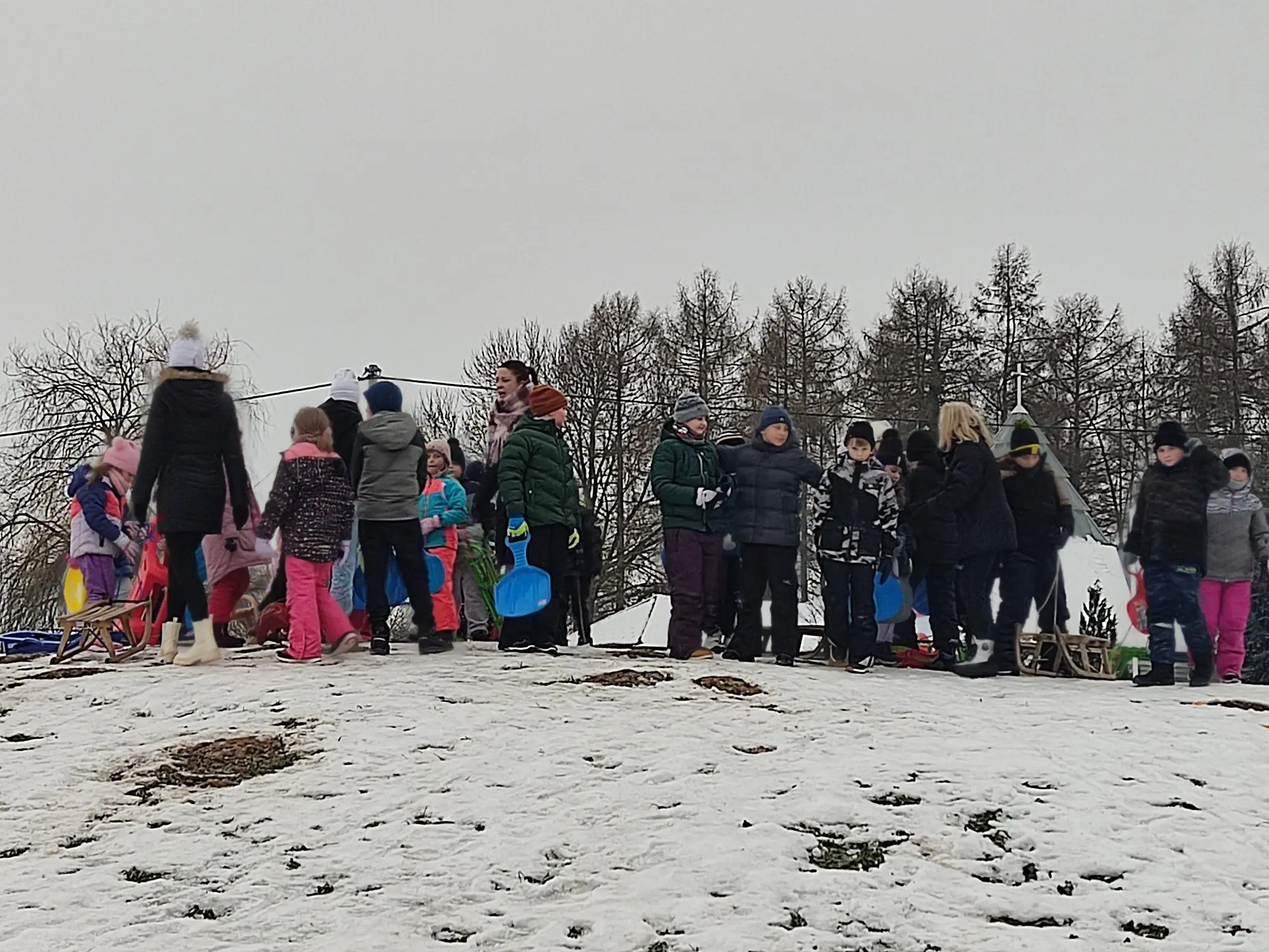 OŠ Ivanovec sanjkanje (11)