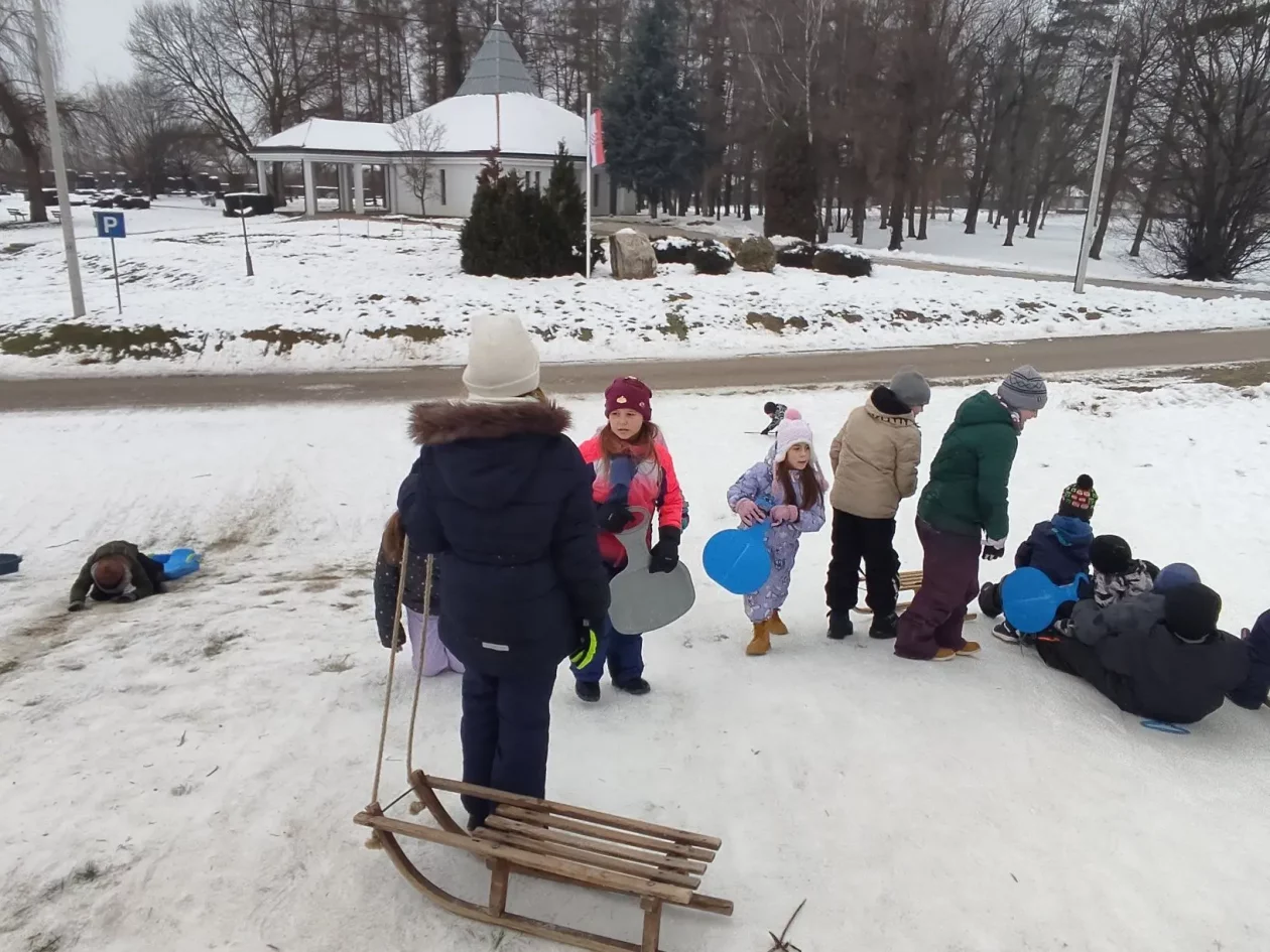 OŠ Ivanovec sanjkanje (19)