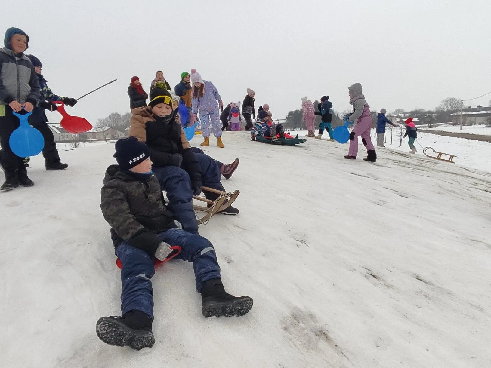 OŠ Ivanovec sanjkanje (7)