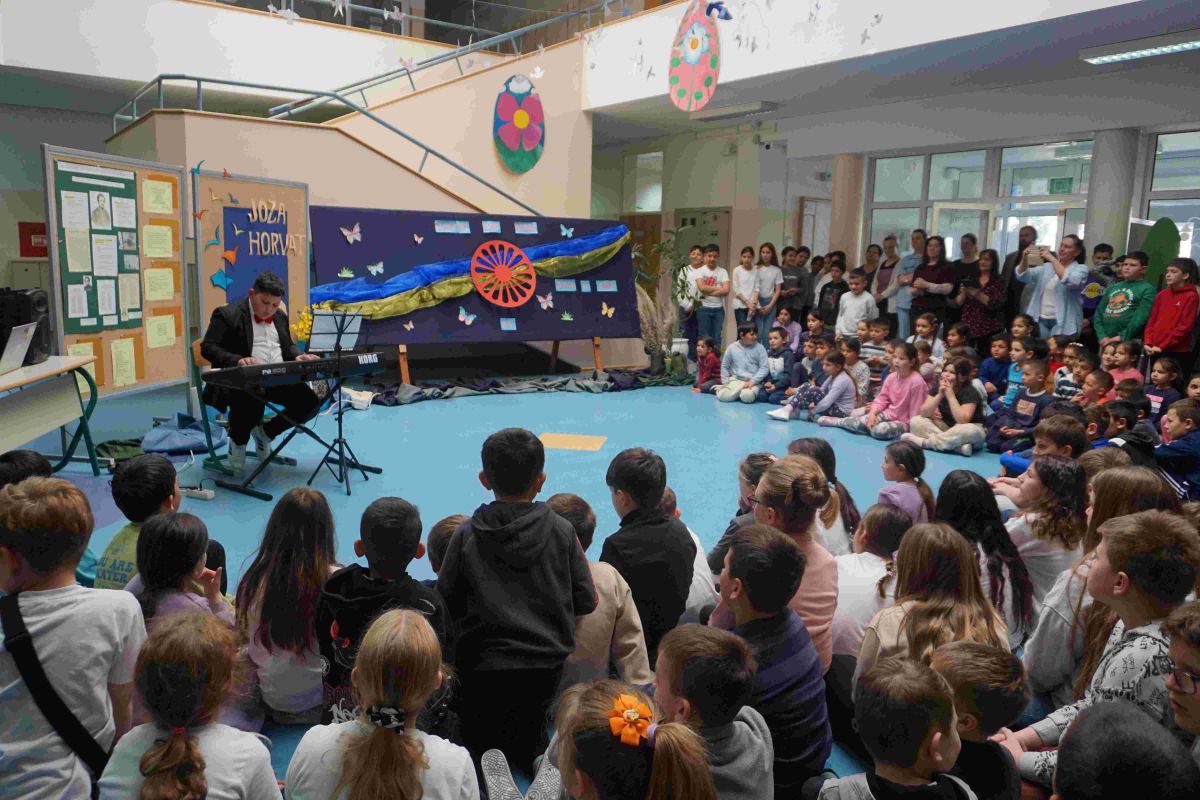 OŠ JOŽE HORVATA KOTORIBA dan roma (8)