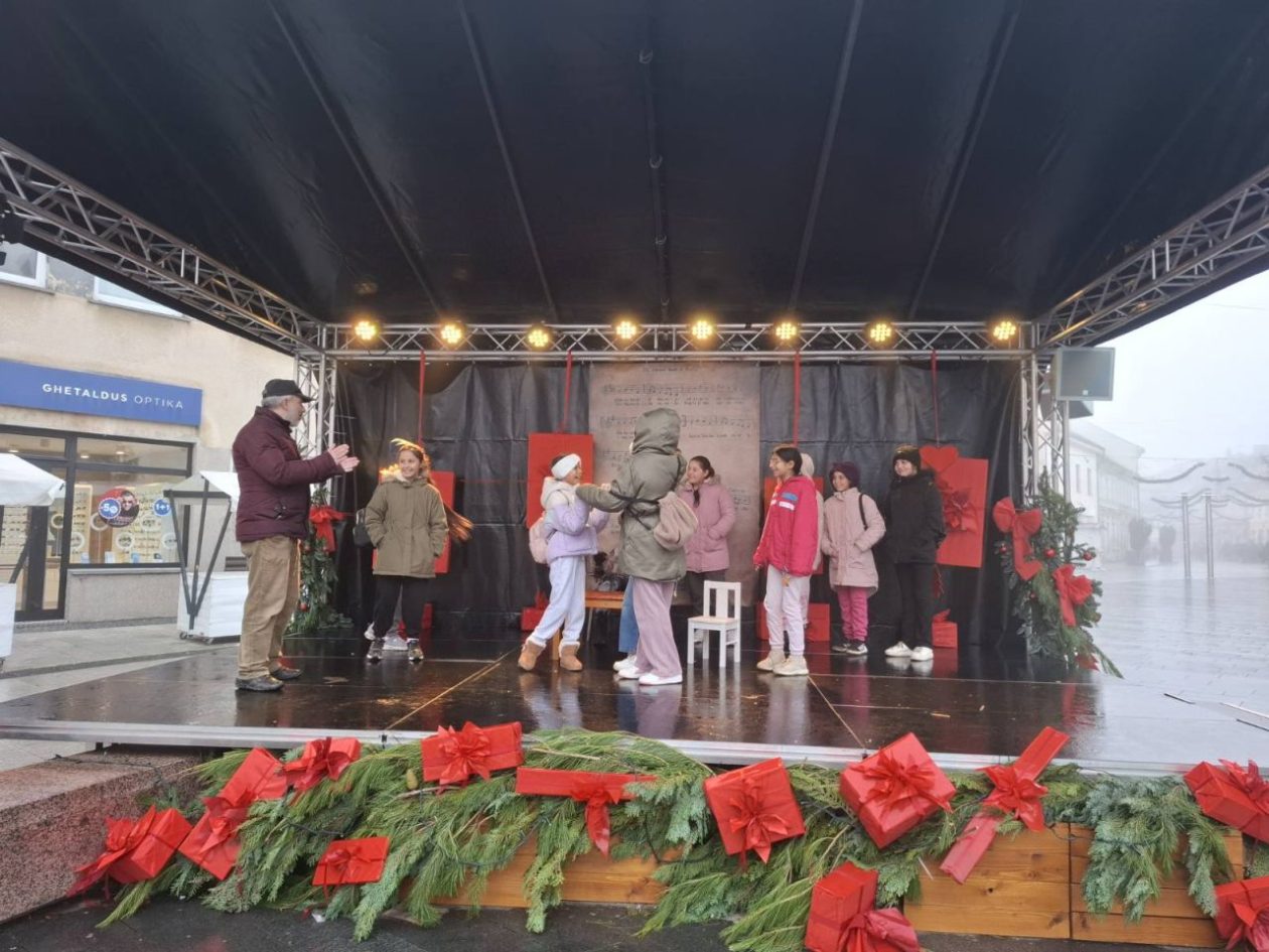 OŠ KURŠANEC Učenice uživale u nezaboravnom jutru na klizalištu u Čakovcu (8)