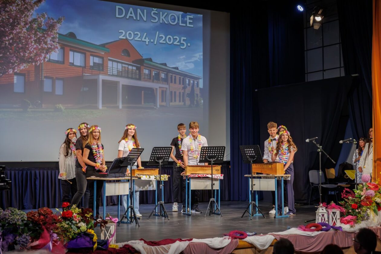 OŠ PRELOG Svečano obilježen Dan škole (13)