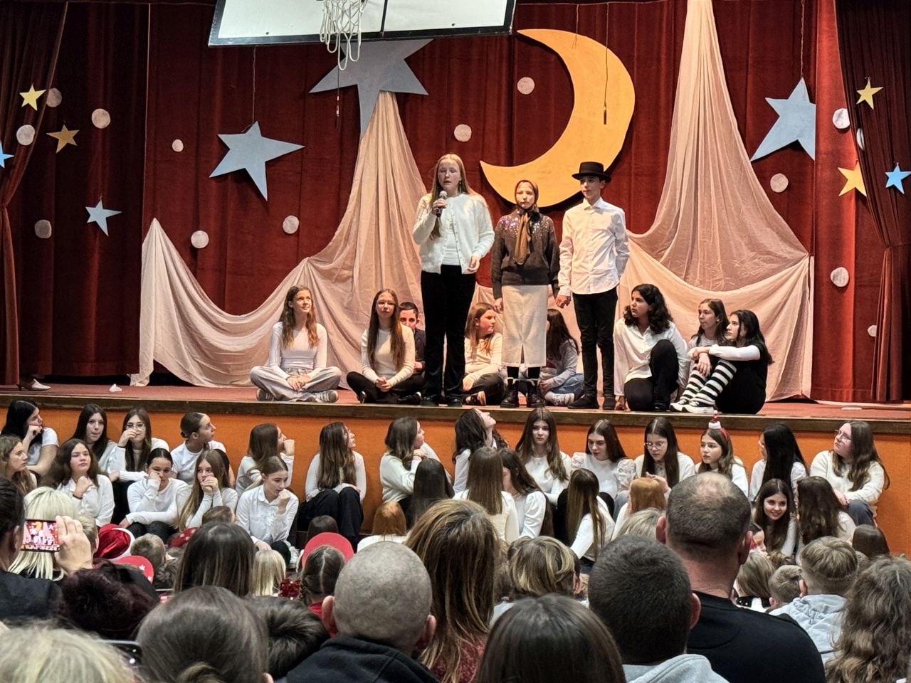 OŠ Petar Zrinski Šenkovec božićna priredba 2025 (12) OŠ Petar Zrinski Šenkovec božićna priredba 2025 (12)