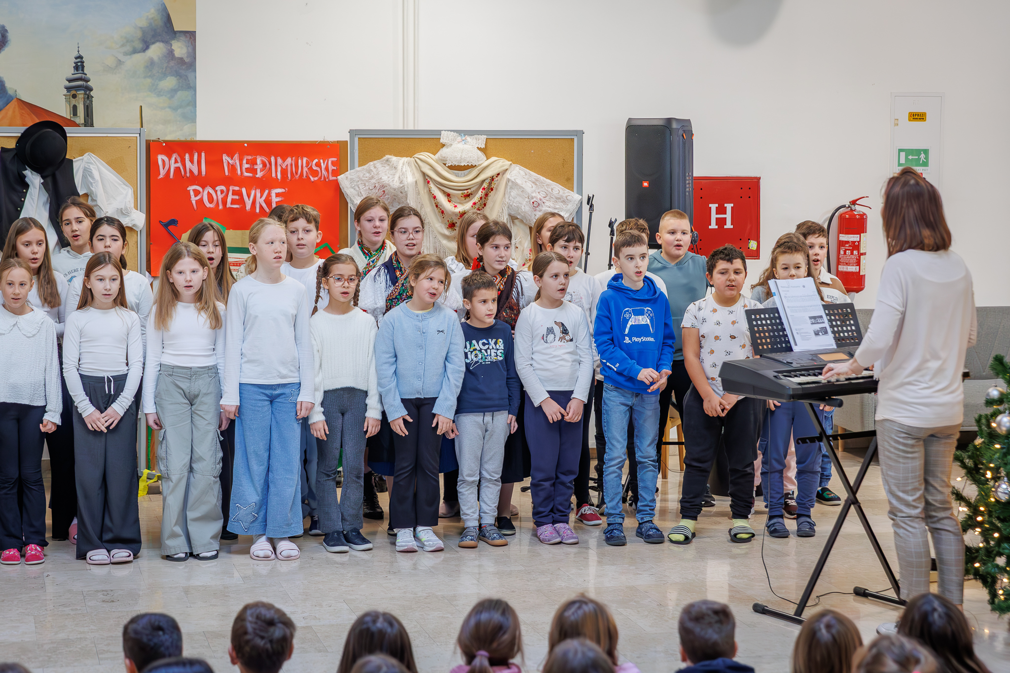 OŠ Prelog Dan međimurske popevke (43) OŠ Prelog Dan međimurske popevke (43)