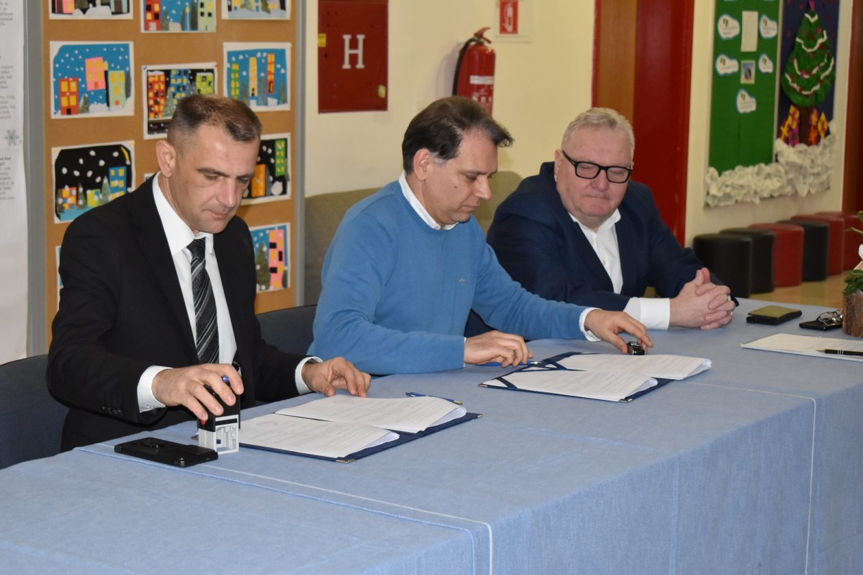 OŠ Prelog potpisivanje ugovora dogradnja (1)