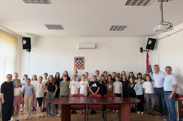 OŠ Sveti Martin načelnik prijam (5) OŠ Sveti Martin načelnik prijam (5)