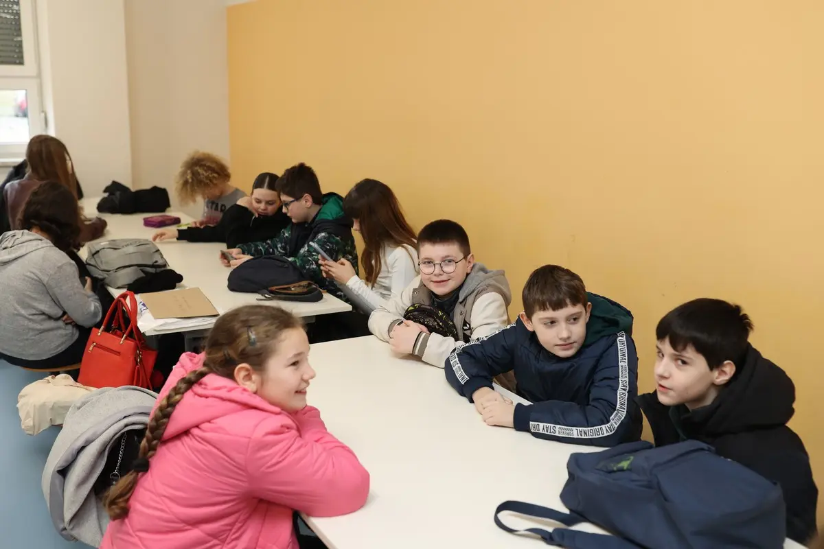 OŠ VLADIMIRA NAZORA matematika (21)