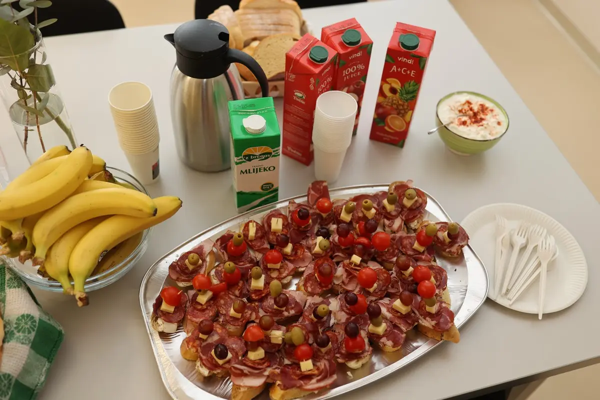 OŠ VLADIMIRA NAZORA matematika (33)