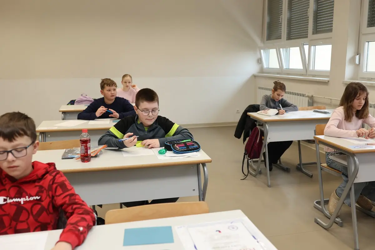 OŠ VLADIMIRA NAZORA matematika (80)