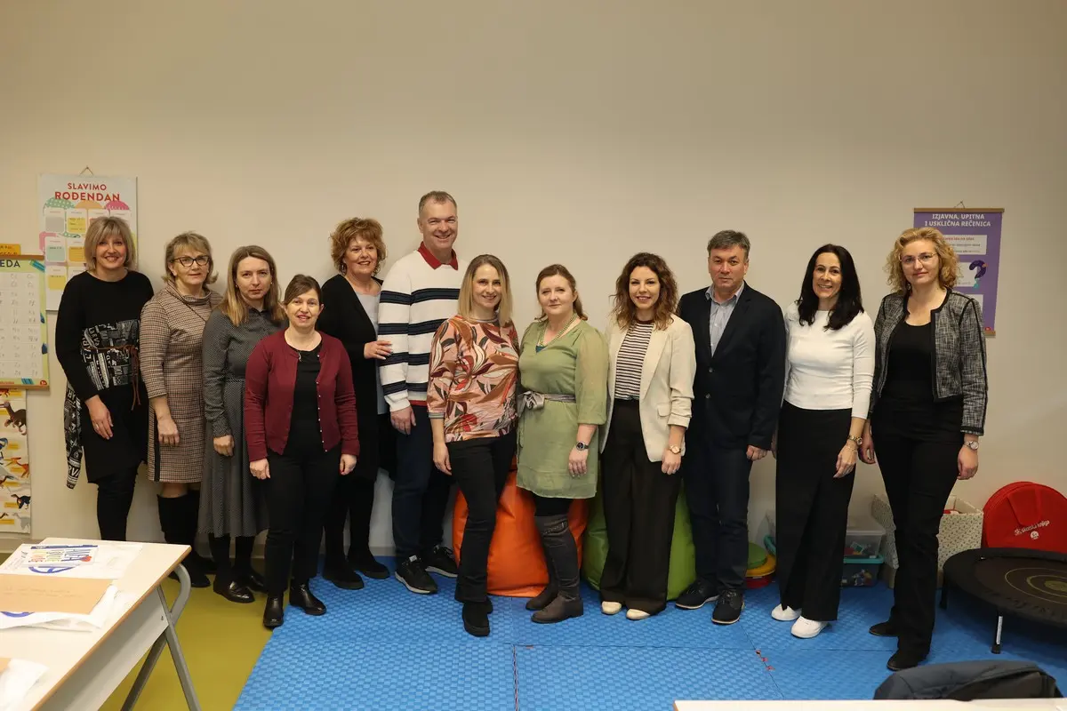 OŠ VLADIMIRA NAZORA matematika (81)