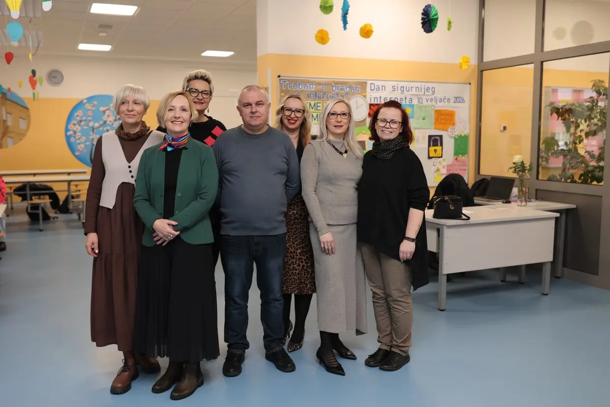 OŠ VLADIMIRA NAZORA matematika (83)