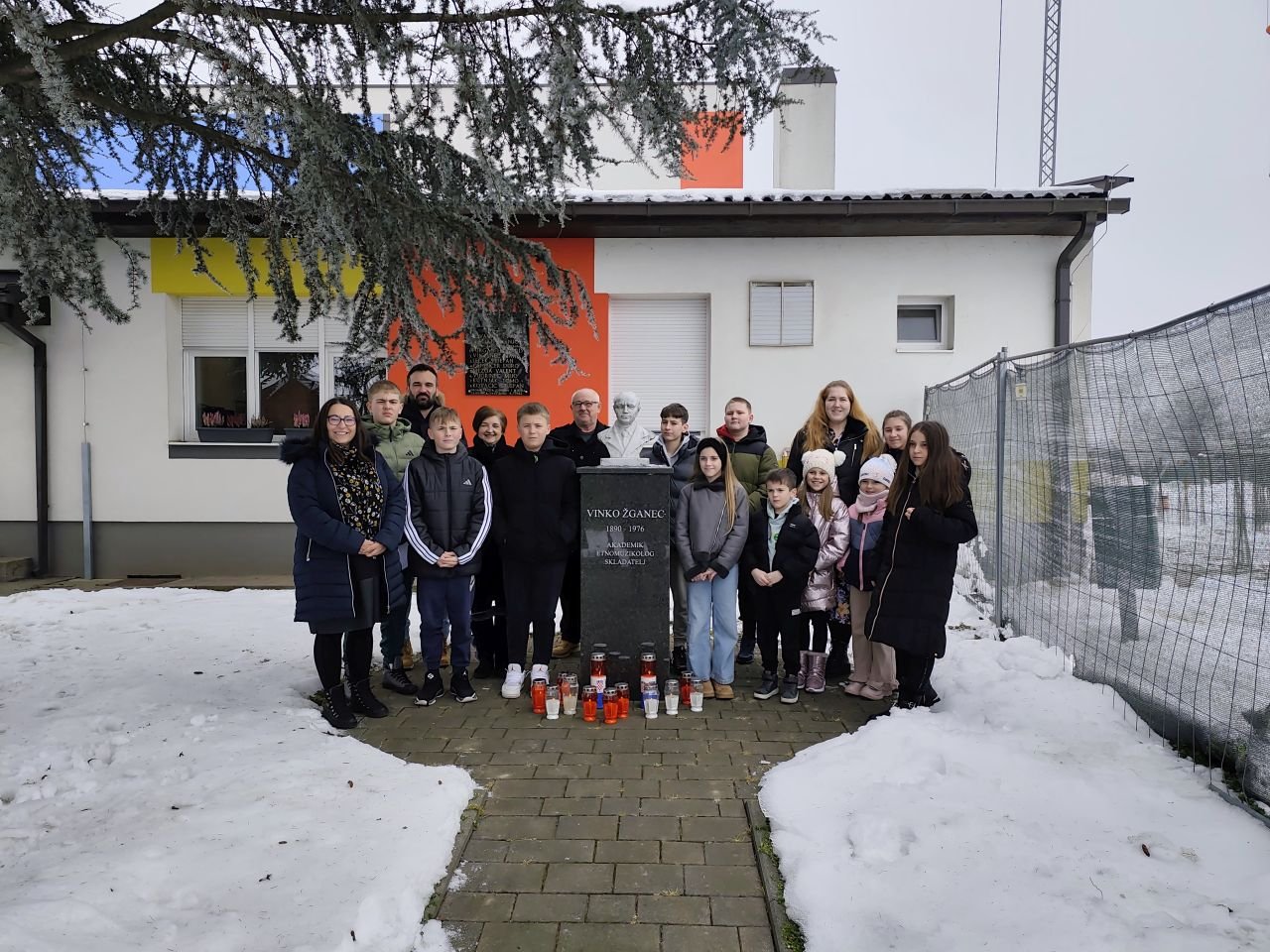 OŠ VRATIŠINEC Učenici obilježili 136. rođendan Vinka Žganca (10)