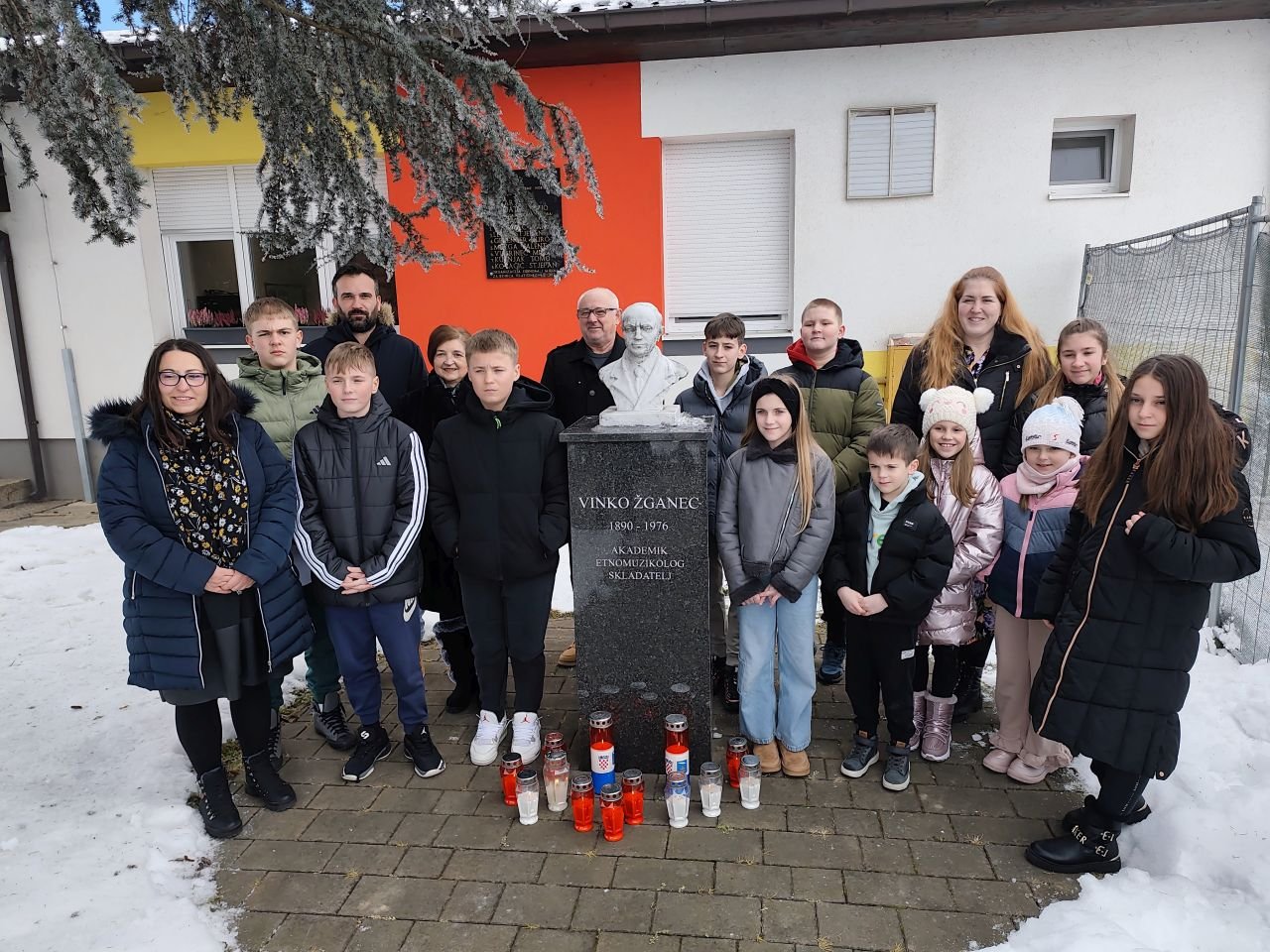 OŠ VRATIŠINEC Učenici obilježili 136. rođendan Vinka Žganca (11)
